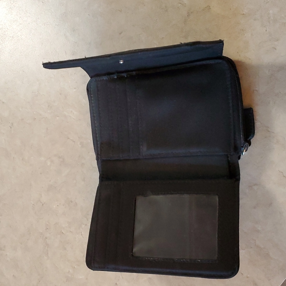 Merona wallet - Picture 2 of 3
